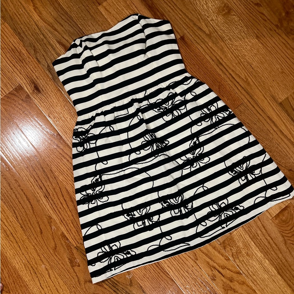 Black and white striped lily pulitzer strapless dresss